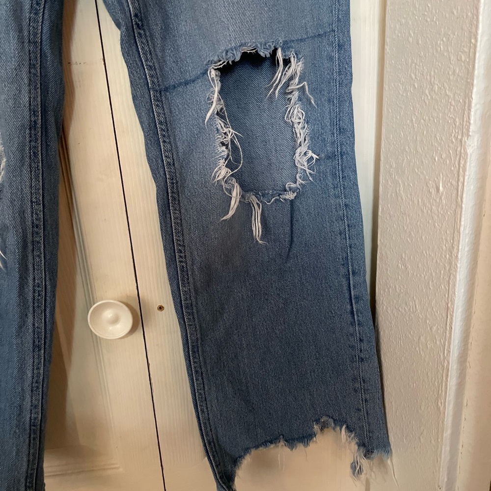 We the Free like new jeans, size 28 - Picture 2 of 5